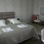 Hotel apartamentowy Kievarinhovi