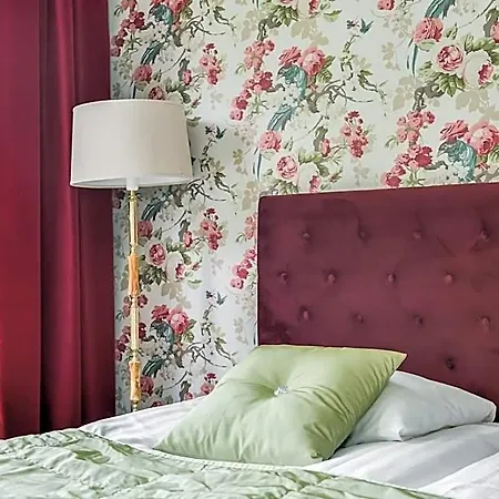 Hotel apartamentowy Kievarinhovi 4*