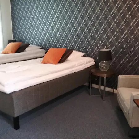 Kievarinhovi 4*