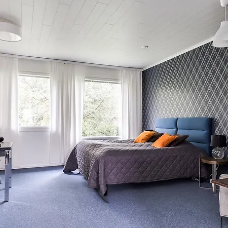 Hotel apartamentowy Kievarinhovi 4*