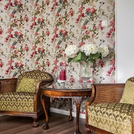 Apartahotel Kievarinhovi 4*