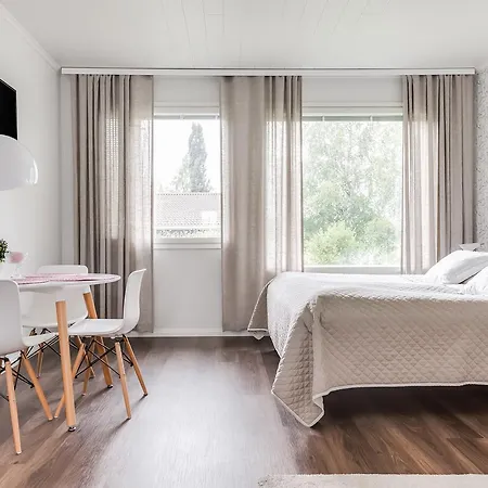 Kievarinhovi 4*