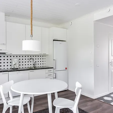 Kievarinhovi Hotel apartamentowy 4*